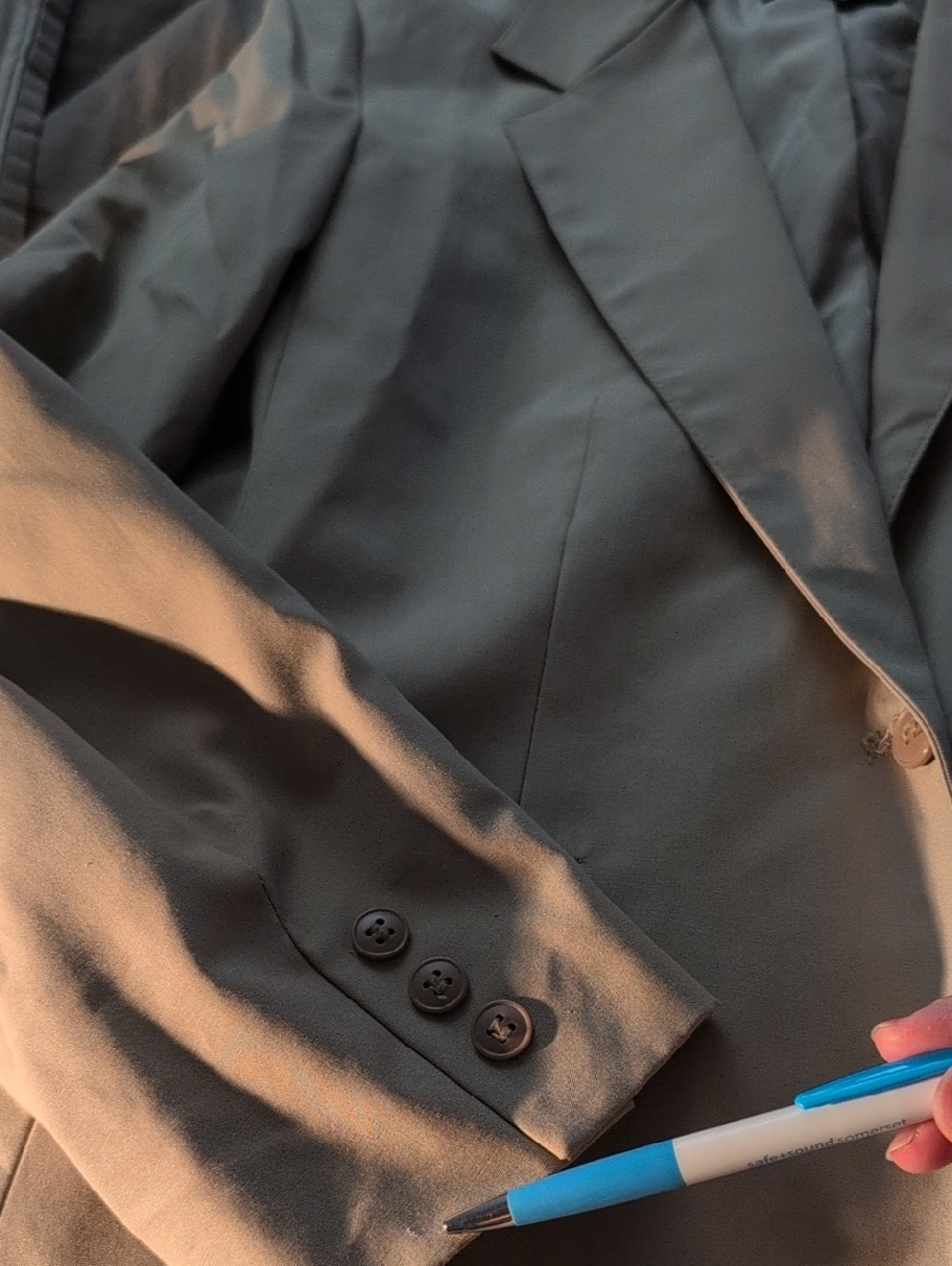 Pretty Blazer - Picture 11 of 12